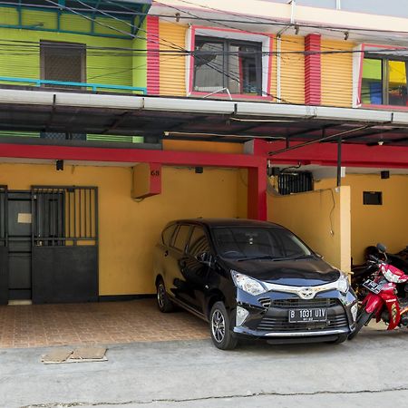 Reddoorz Near Gajah Mada Plaza 2 Hotel Jakarta Ngoại thất bức ảnh
