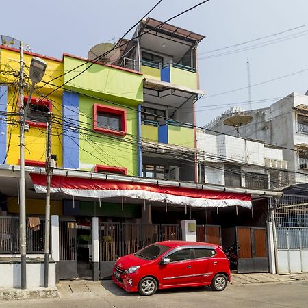 Reddoorz Near Gajah Mada Plaza 2 Hotel Jakarta Ngoại thất bức ảnh